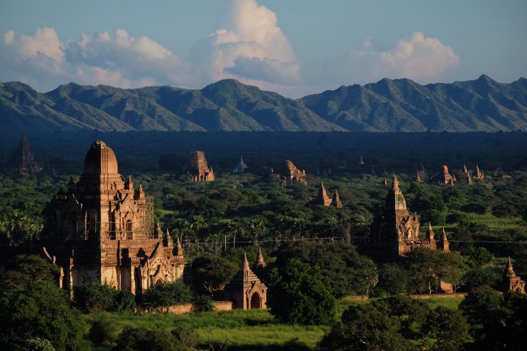 No thunderstorm here folks.